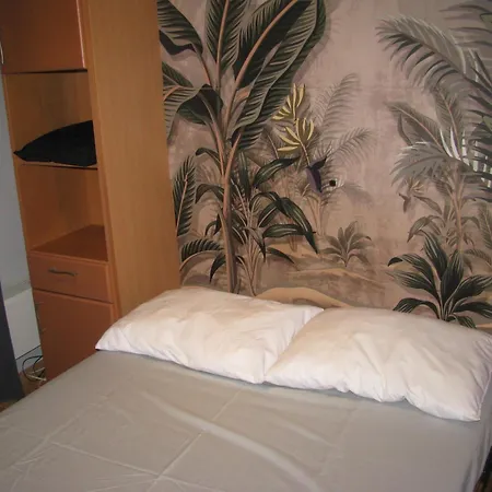 Cozy 2 Bedroom With Swimming Pool T53 Ostend